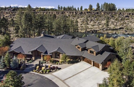 $2,200,000 on the Deschutes in Bend