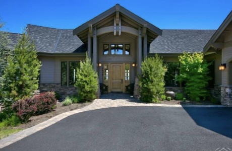 $1.557 M in Bend