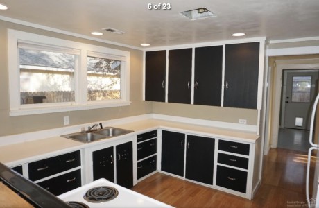 Median kitchen in Bend . . . $425,000