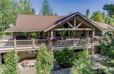 Listed by broker, John Kohlmoos in Sunriver