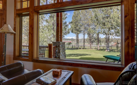 SAndy Kohlmoos's listing on Punehurst in Tumalo